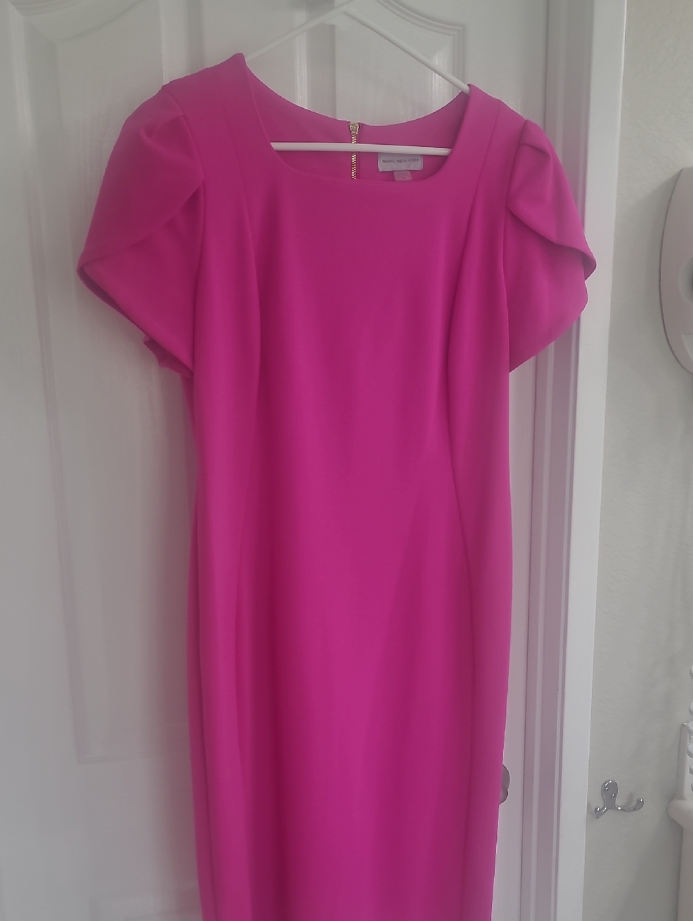Marc New York Fuchsia Midi Dress with Puff Sleeves